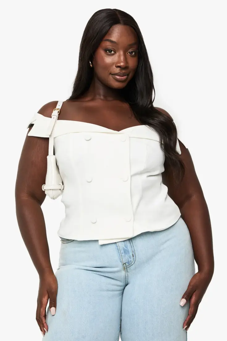 hzz25120_white_xl-735x1103 دليل لأزياء الحجم الزائد على الميزانية