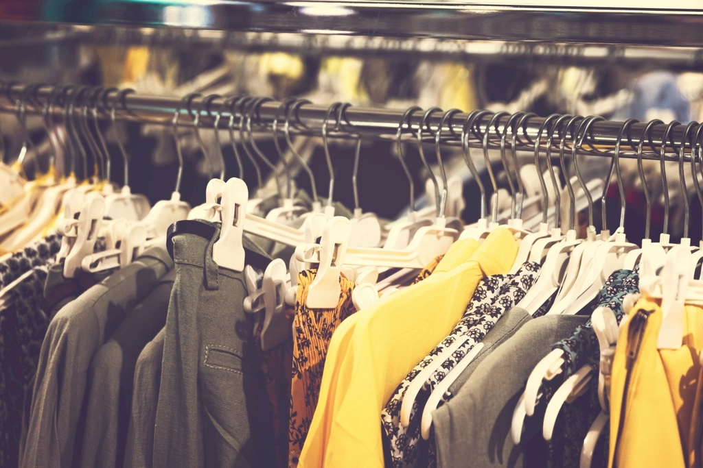 The Psychological Cost of Disappearing Choices (image credits: rawpixel)