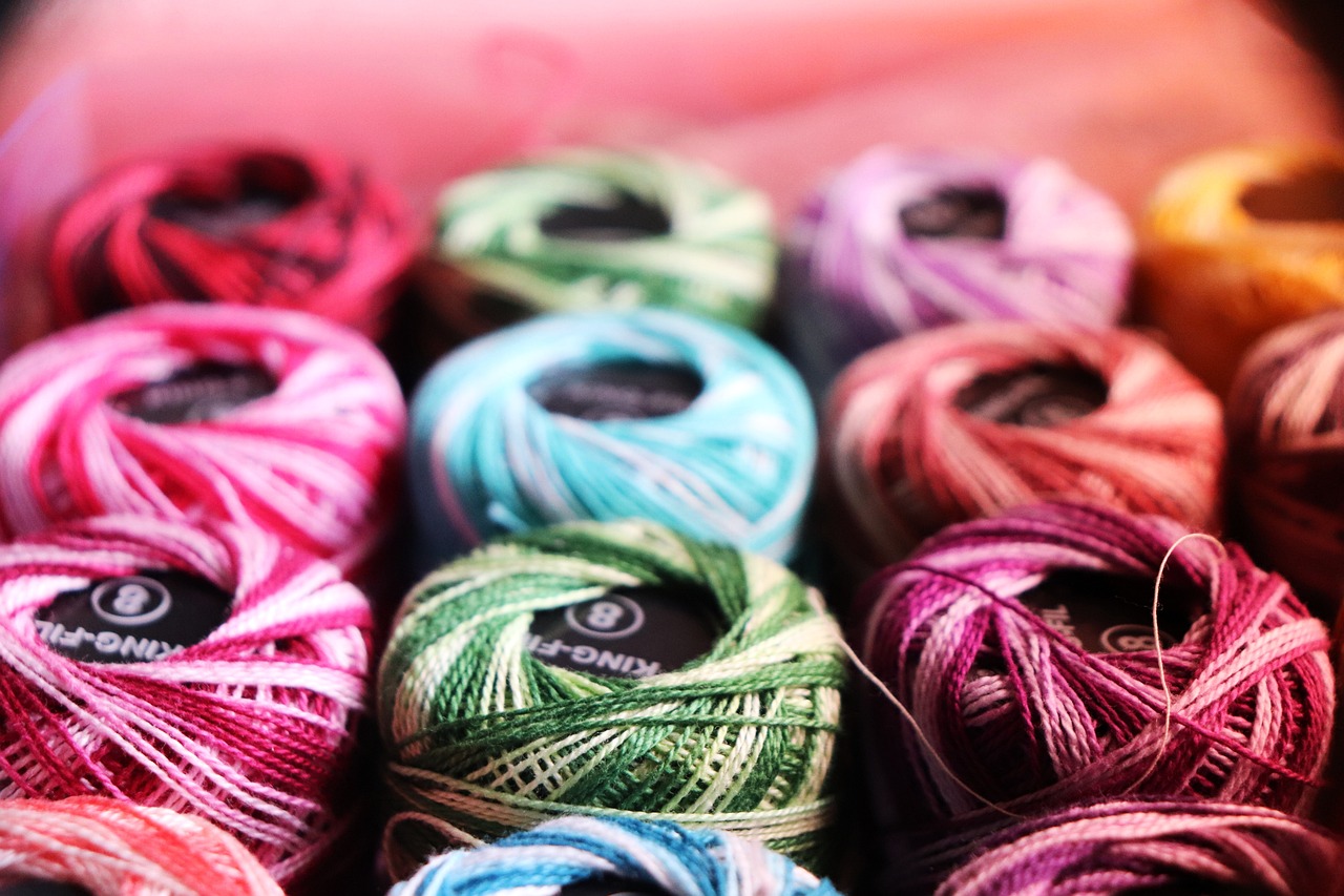 Color Blocking and Pattern Mixing (image credits: pixabay)