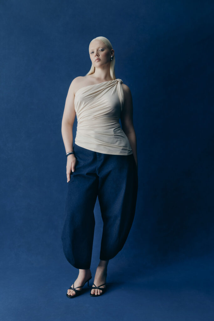 01 ELOQUII ESSENCE OF EASE EDITORIAL 0147