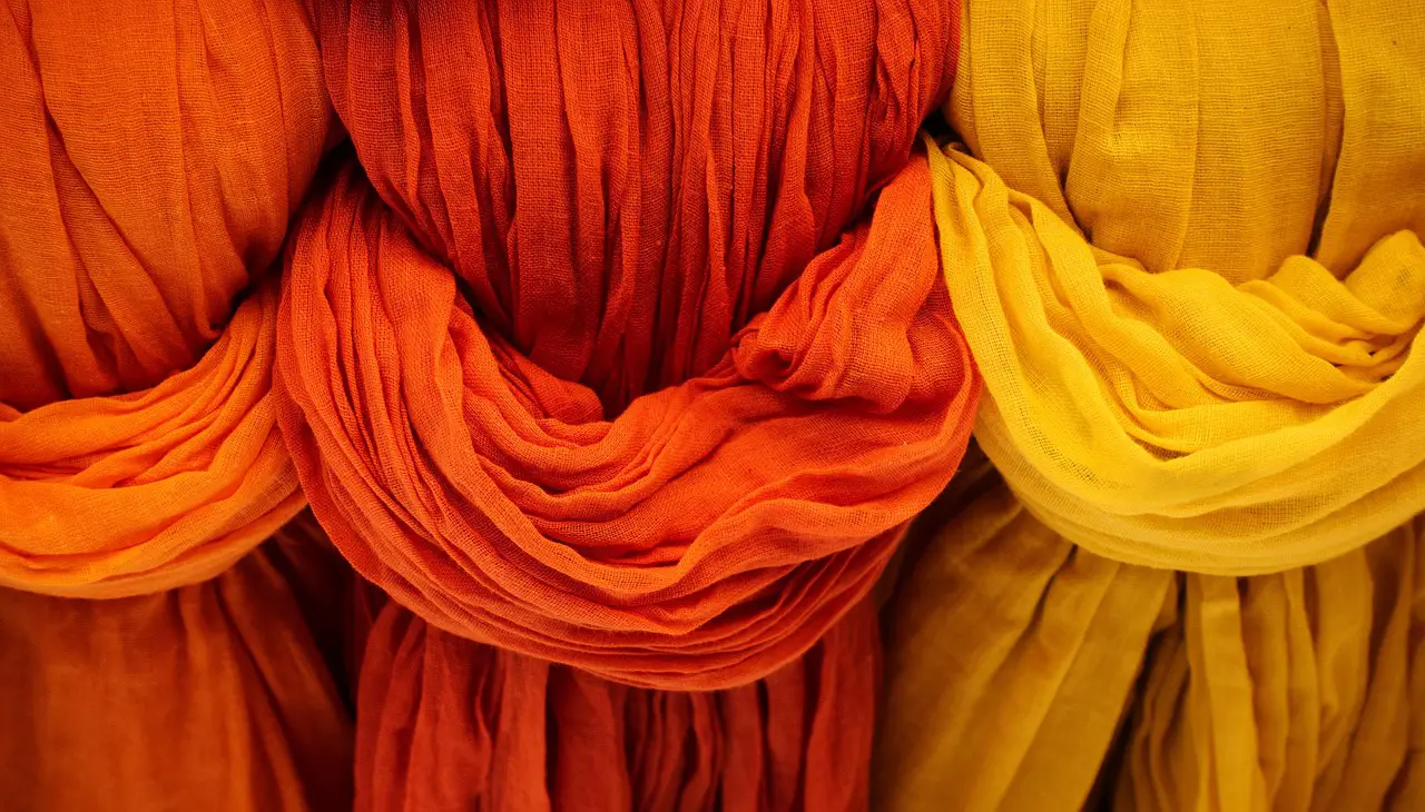 Stretchy Blends: The Comfort Game‑Changer (image credits: pixabay)