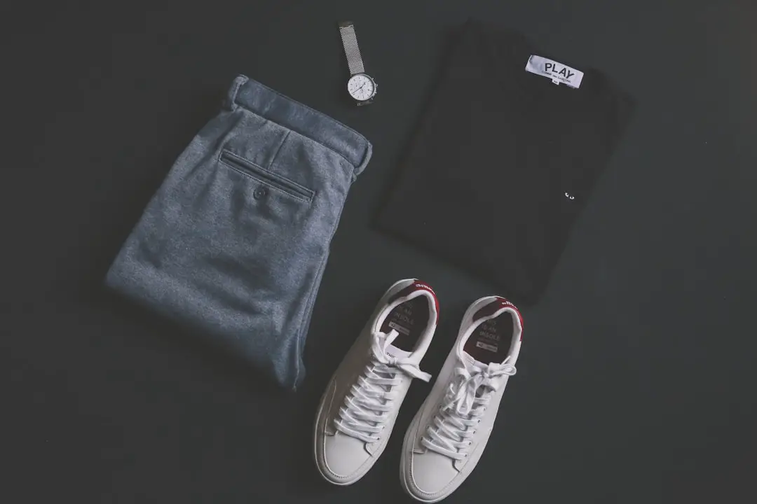Seamless or Flat-Seam Designs (image credits: unsplash)