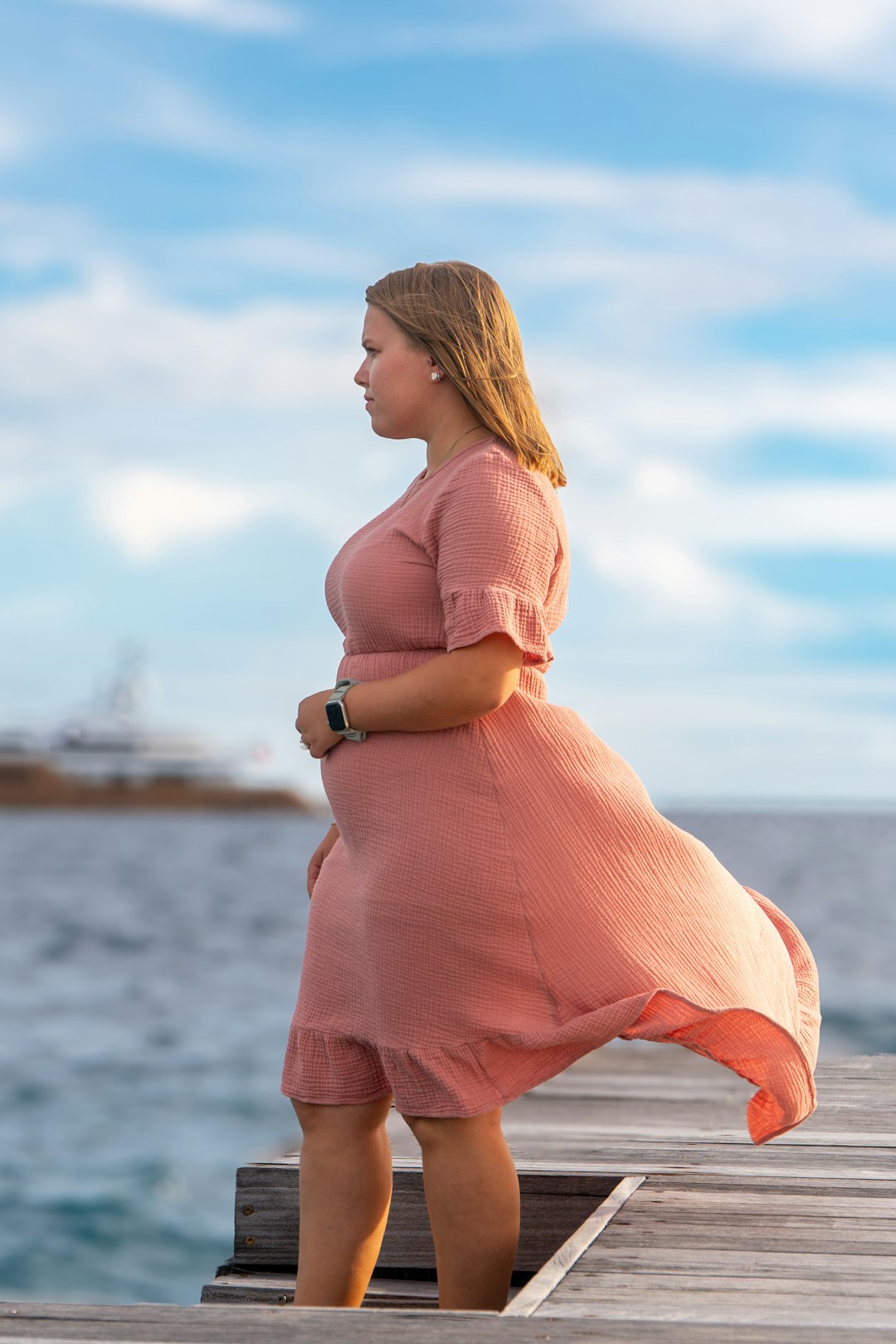 Social Media Influencers Reshape Beauty Standards Through Fashion (image credits: unsplash)