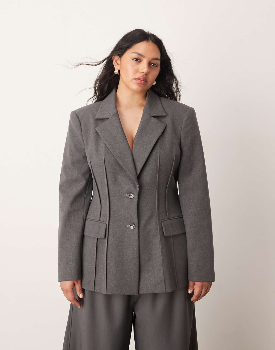 plus size style essentials- ARRANGE Curve premium sculpted blazer in gray heather