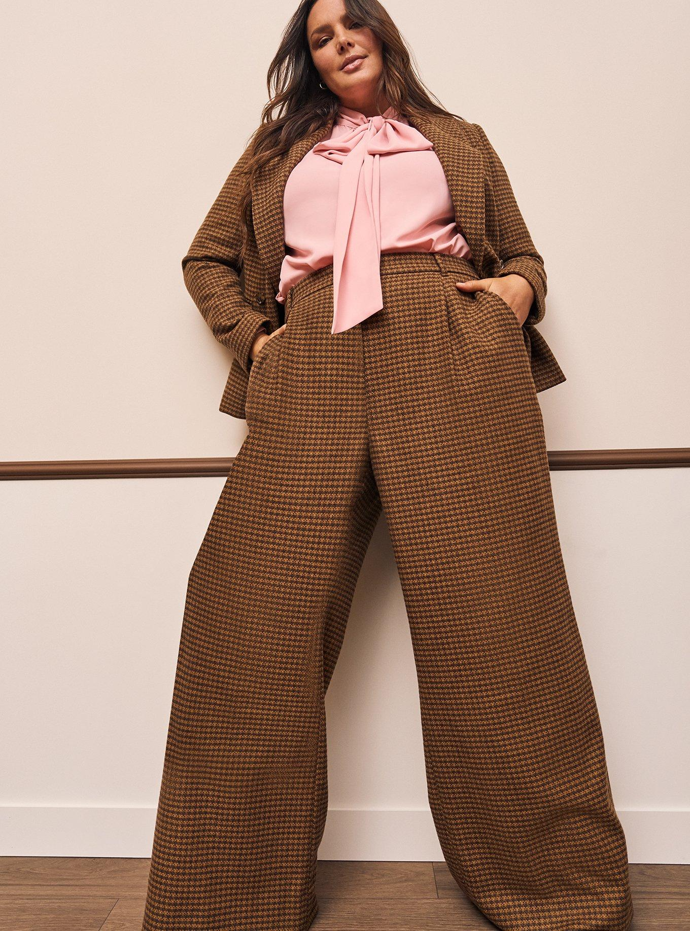 plus size style essentials- Studio Pleated Relaxed Wide Leg Trouser