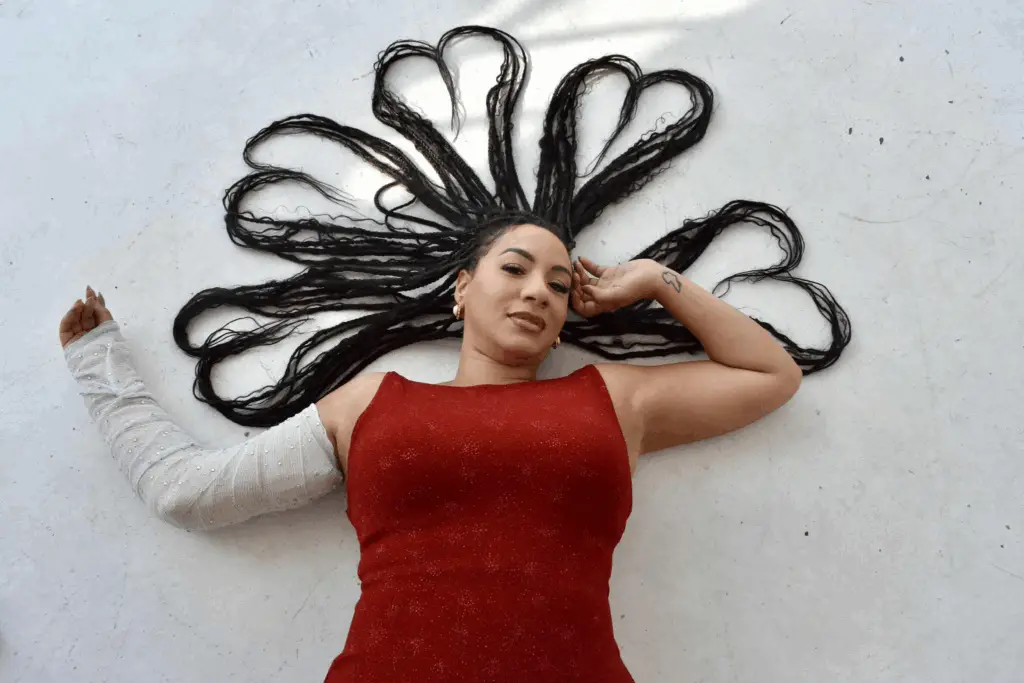 curvy boss spotlight on plus size photographer, Jillian Pfennig