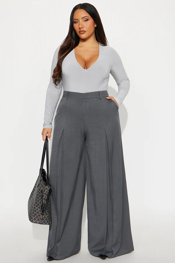 09 08 25 S3 43 BC0560 Charcoal ZSR AE JW 13 04 53 PLUS 33596 PXF.jpg