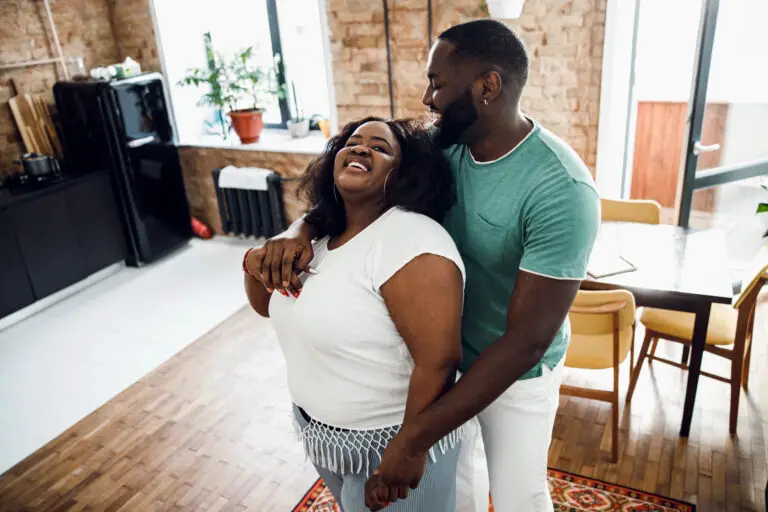The Right Person Loves Your Big Energy! 9 Ways to Identify Healthy Relationships