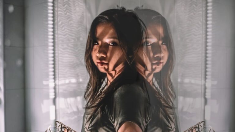 The "Apology Gap": Why You Need to Stop Saying "Sorry" for Taking Up Space