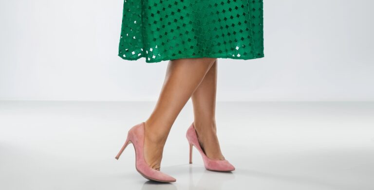 From Sore Feet to Seven Figures: How One Woman Turned Wide Fit Shoes Into a Million Dollar Power Move