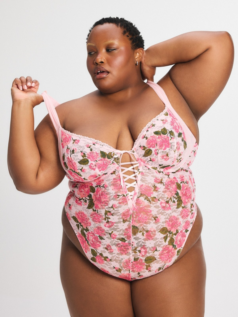 plus size lingerie retailers- savagex.com