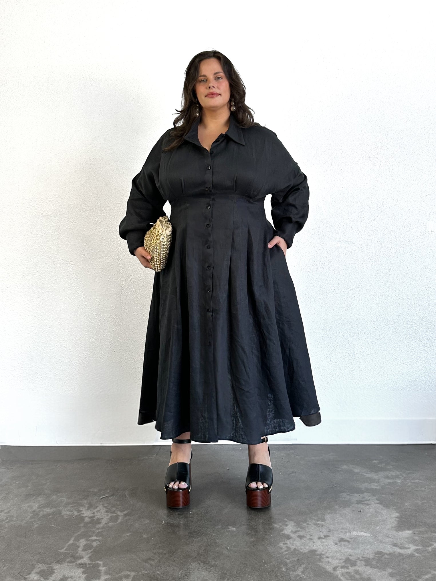 Cinched Waist Shirtdress- Black plus size Linen