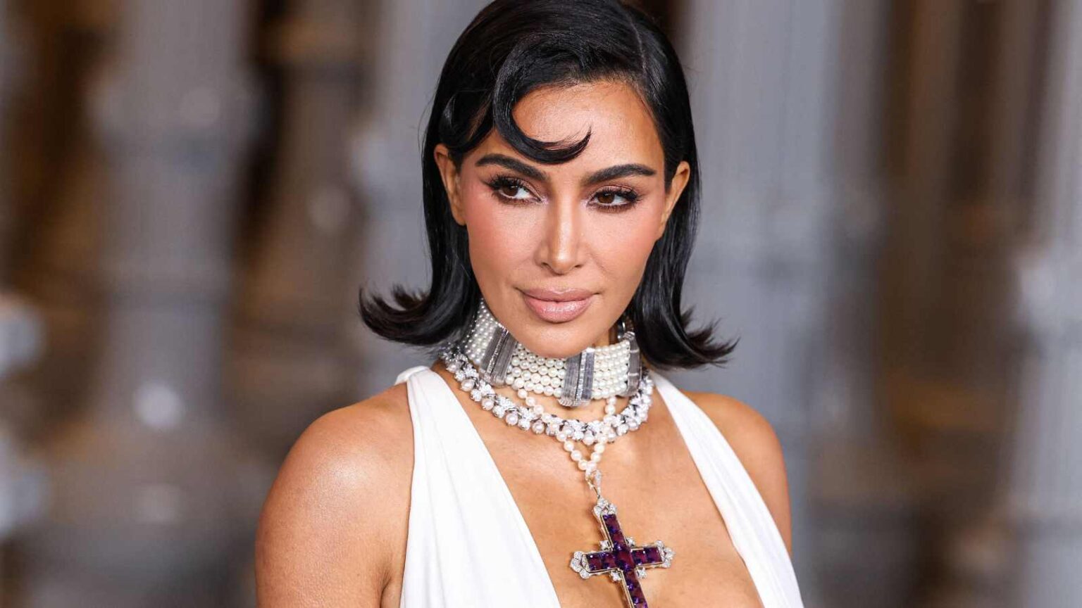 Kim kardashian 4