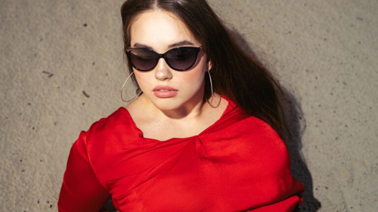 11 style habits every well-dressed woman follows
