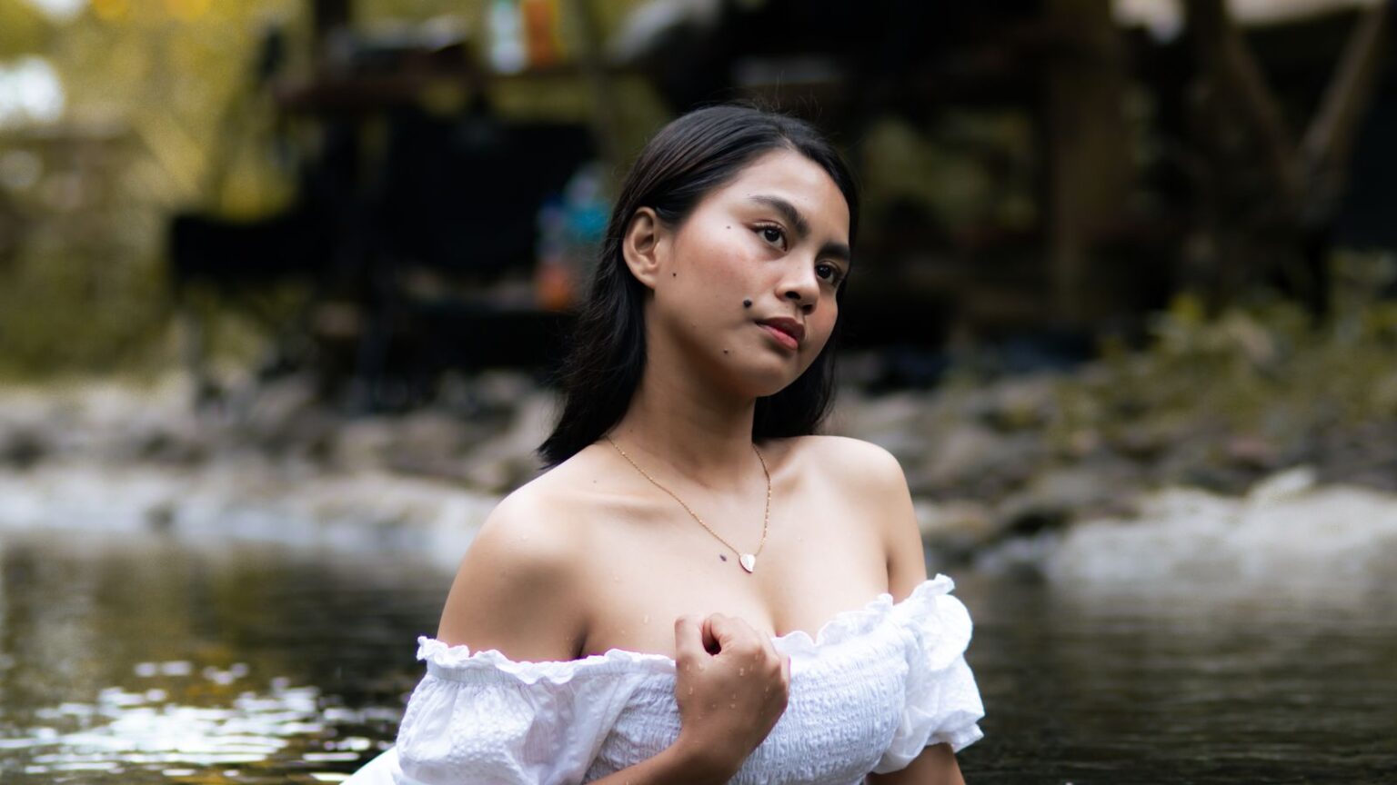 Off The Shoulder Ruffle Swimwear