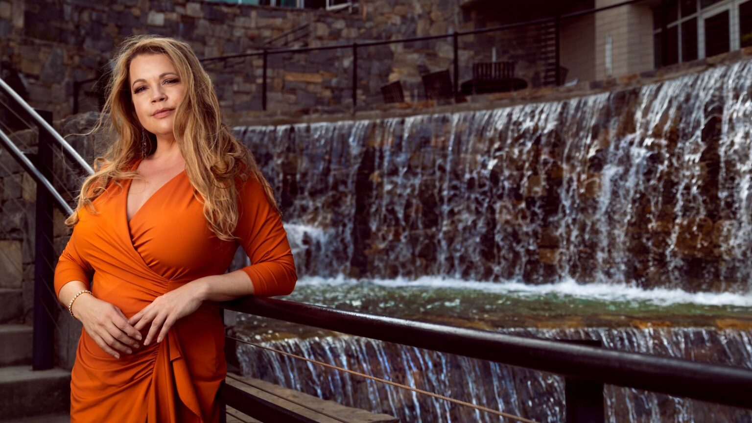 Orange dress