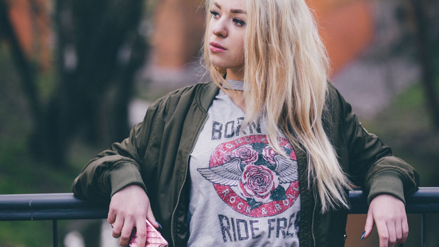 Tee shirt