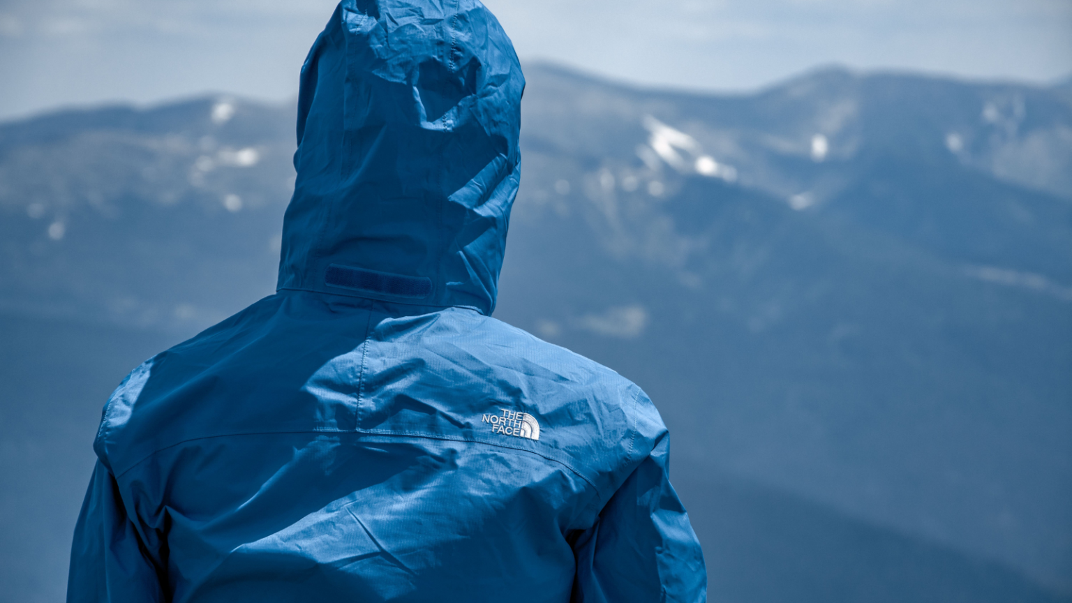 10 Best Places to Shop for an Outdoorsy Vacation Wardrobe