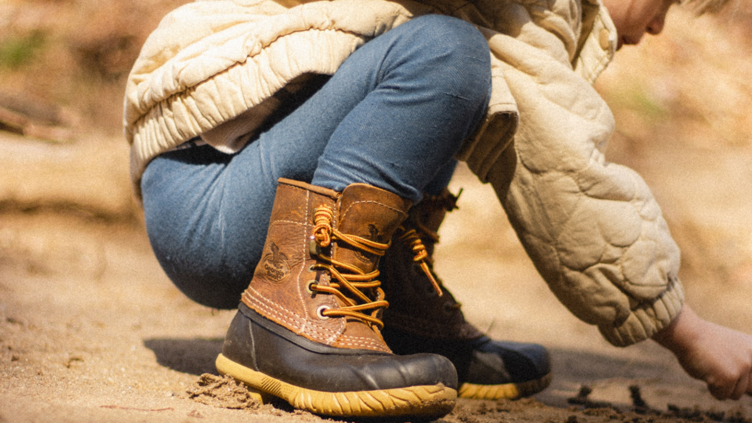 10 Best Places to Shop for an Outdoorsy Vacation Wardrobe