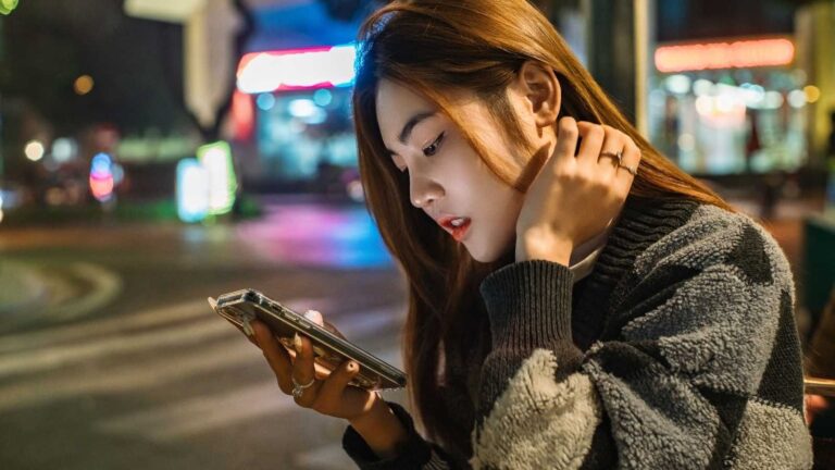 12 Ways “Ragebait Beauty Trends” Are Turning Women’s Bodies Into Internet Debate Content