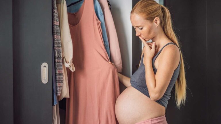 12 Smart Style Tips for Making Your Existing Wardrobe Work During Pregnancy