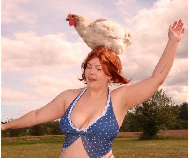 The Plus Size Pin Up Girl Hilda Is Back, Thanks to One Creator’s Joy-Filled Summer Project