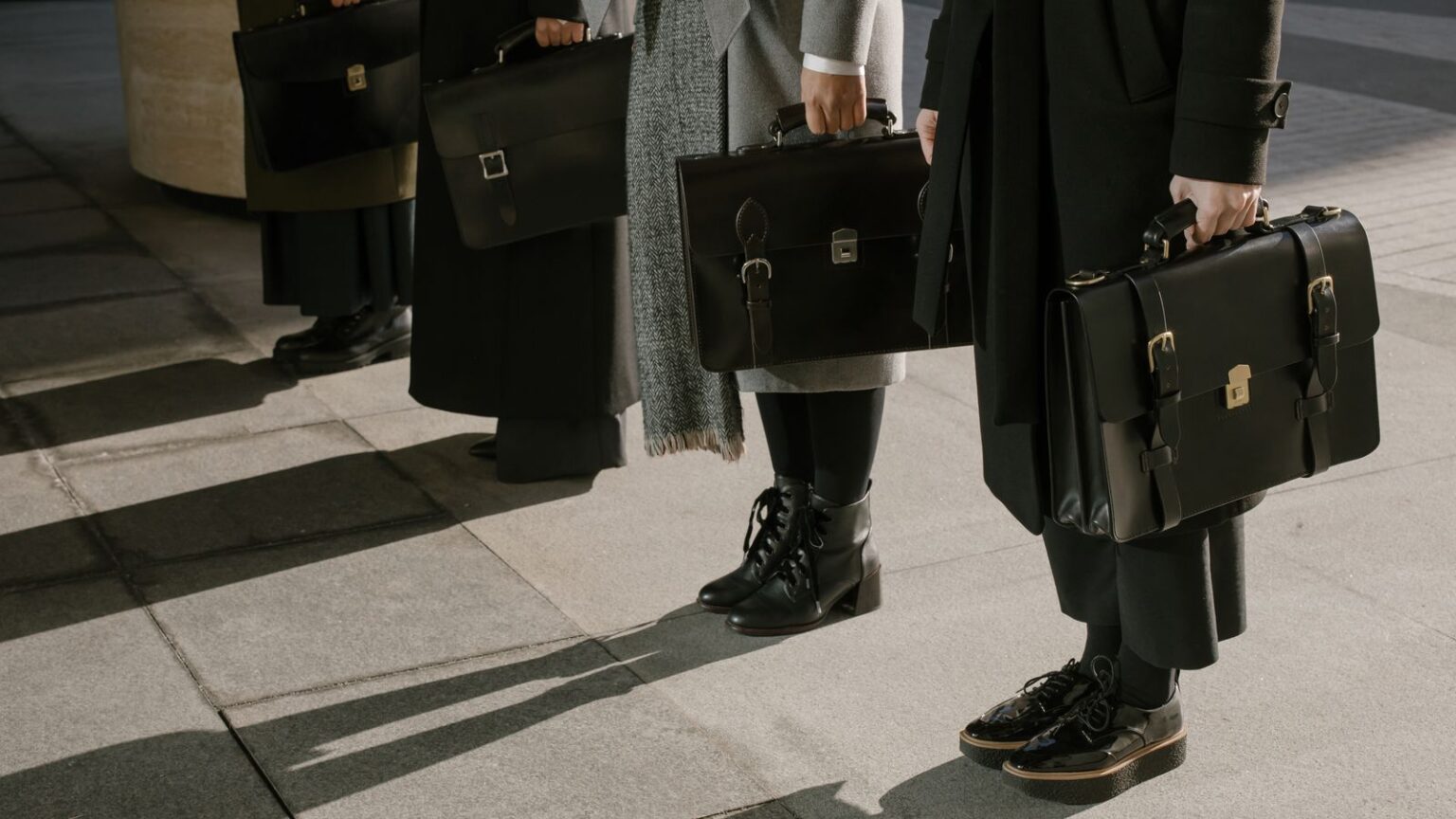 Vintage look with briefcase
